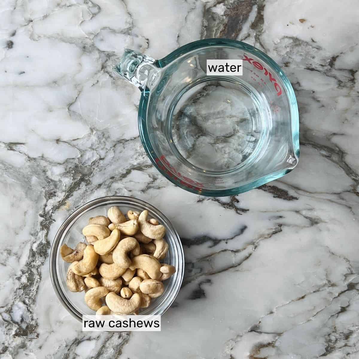 ingredients to make cashew cream 