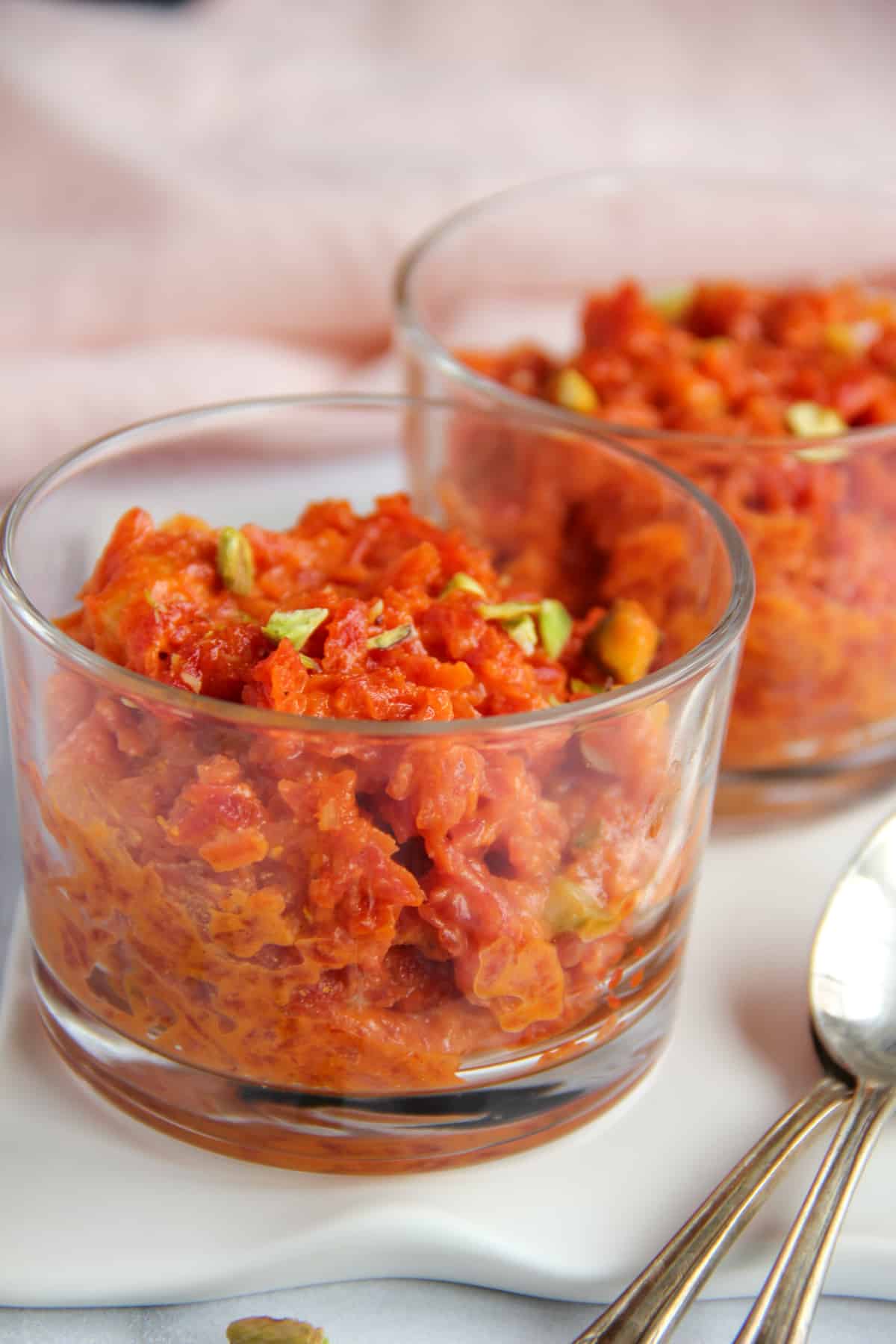 gajar halwa in glass cups 