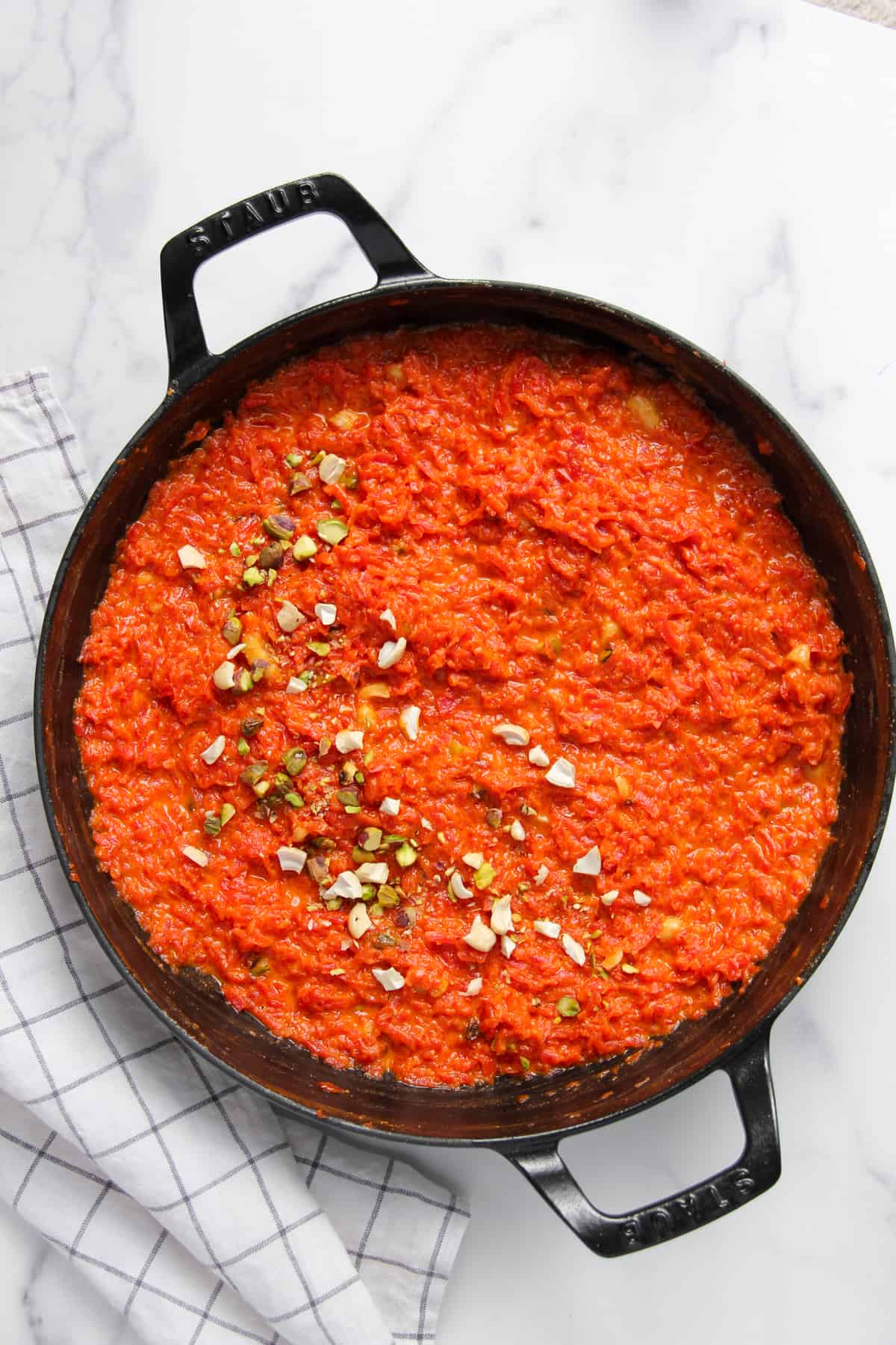 Gajar ka halwa in a pan 