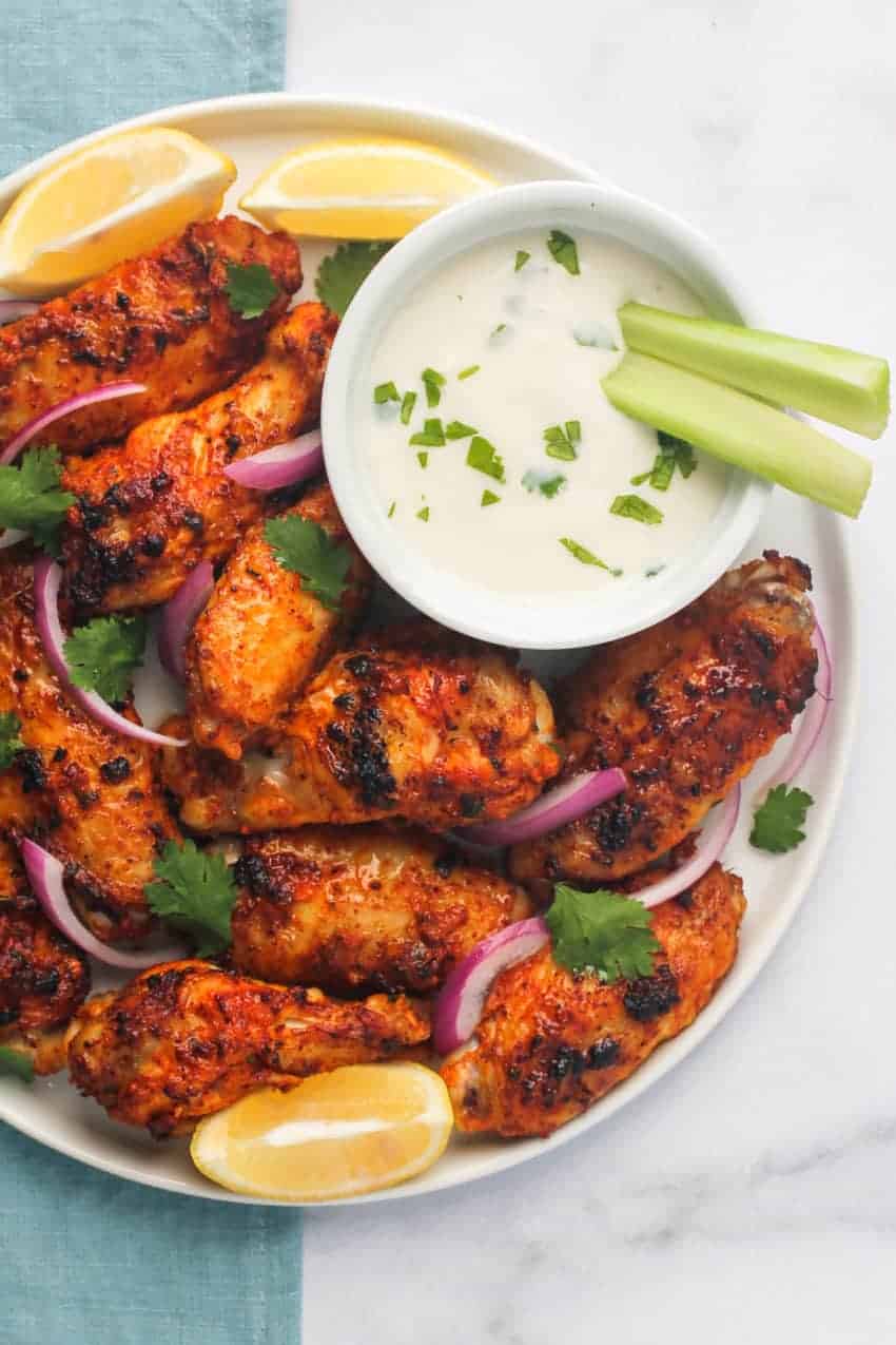 Tandoori Wings served with yogurt 